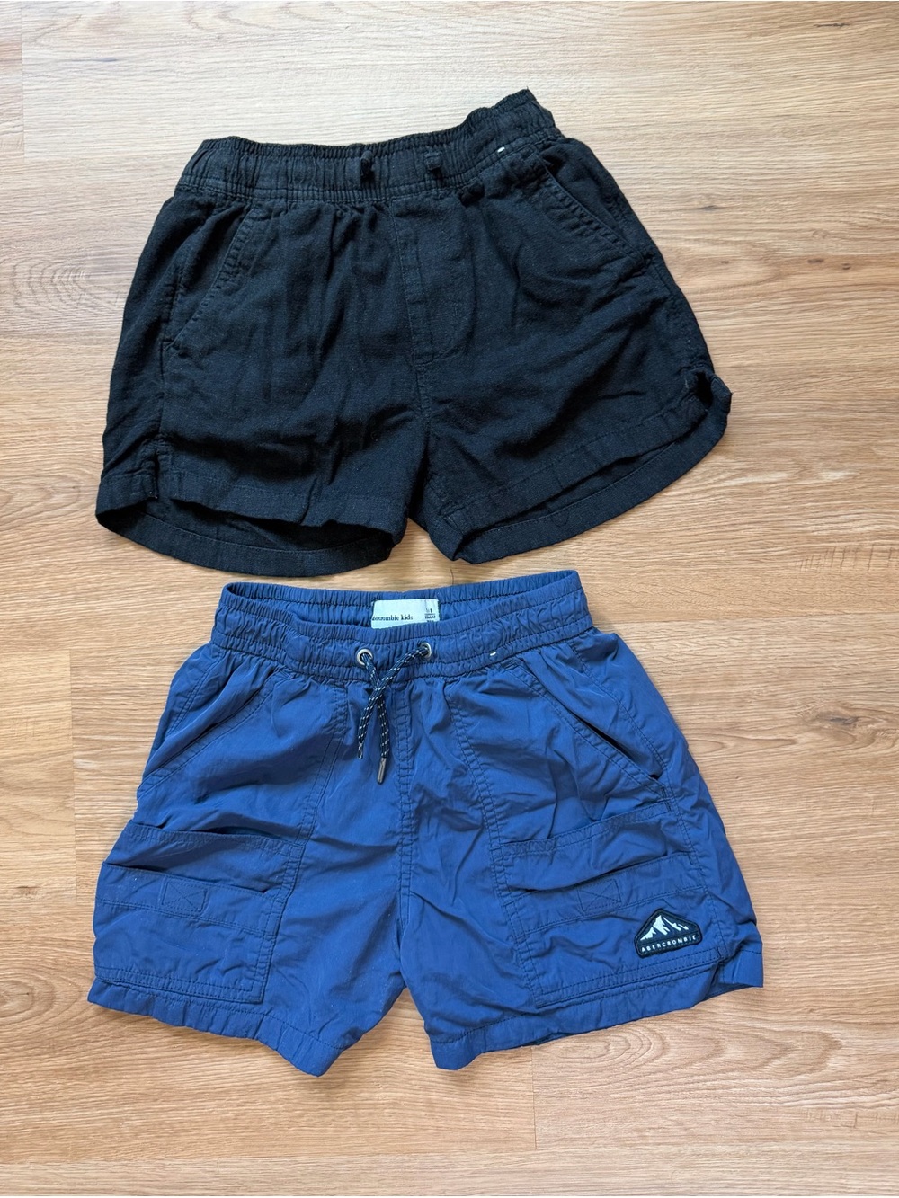 abercrombie kids Black and Blue Shorts Set